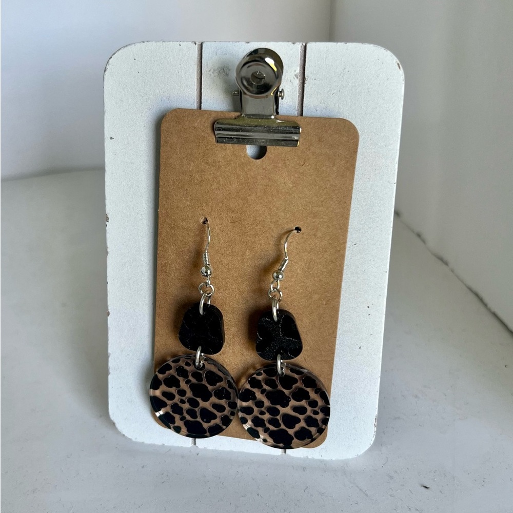 Earrings - Picture 2 of 2